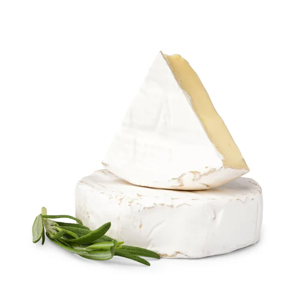 Pedaços Queijo Camembert Saboroso Fundo Branco — Fotografia de Stock