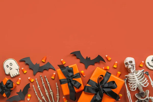 Composizione Con Scatole Regalo Gustosi Grani Caramella Scheletro Decorazioni Halloween — Foto Stock