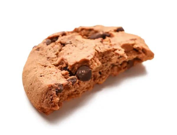 Кусок Вкусного Печенья Шоколадной Крошкой Белом Фоне — стоковое фото
