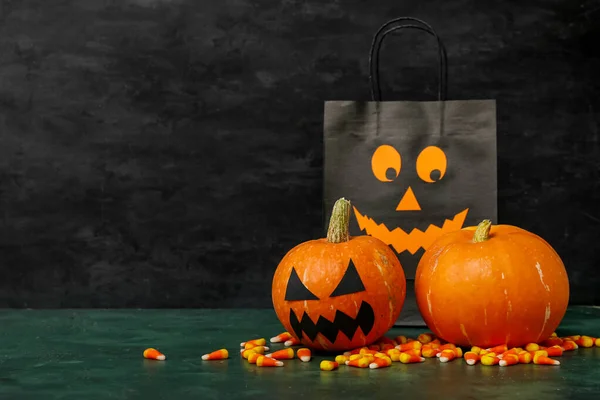 Κολοκύθες Για Τον Εορτασμό Του Halloween Τσάντα Για Ψώνια Και — Φωτογραφία Αρχείου