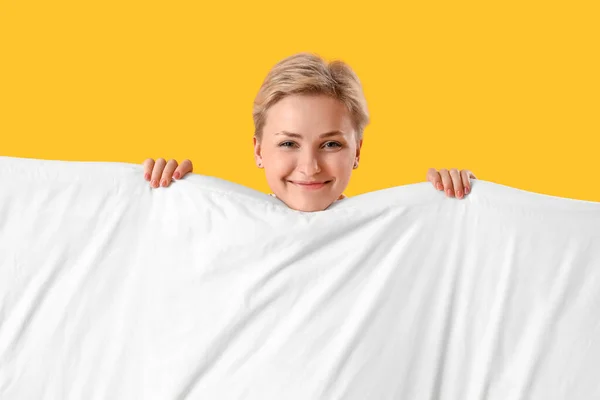 Young Woman Blanket Yellow Background — Stock Photo, Image