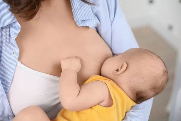 Young Woman Breastfeeding Her Baby Bedroom Closeup — Stock Photo, Image