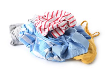 kirli çamaşır Isolated beyaz zemin üzerine yığını