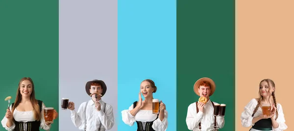 Группа Счастливых Немцев Традиционной Одежде Вкусным Пивом Закусками Цветном Фоне — стоковое фото