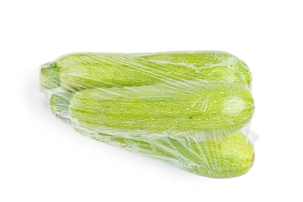 Verse Courgette Omwikkeld Met Stretch Wrap Witte Achtergrond — Stockfoto