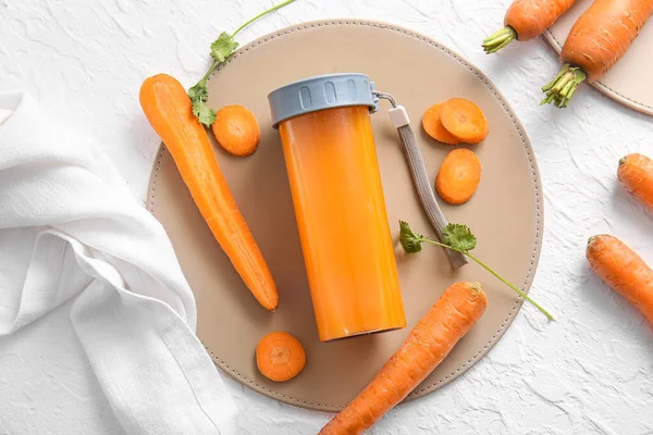 Sports Bottle Fresh Carrot Juice White Background — Stock Photo, Image