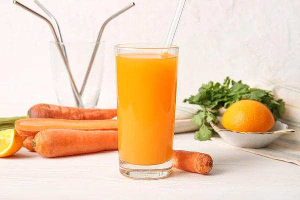 Glass Fresh Carrot Juice Parsley Orange White Wooden Table — Stock Photo, Image