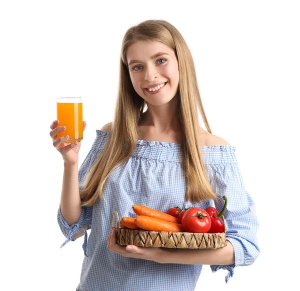 Jonge Vrouw Met Groenten Glas Sap Witte Achtergrond — Stockfoto