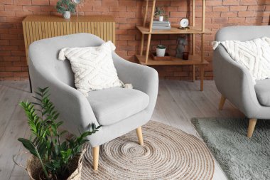 Oturma odasının iç yumuşak koltuk