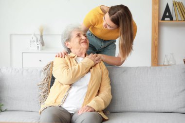 Torunuyla birlikte son sınıf öğrencisi.