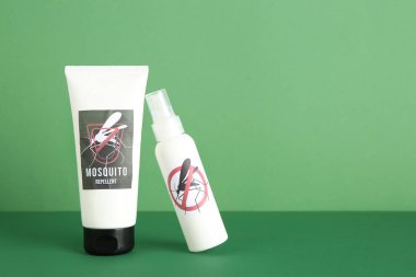 Yeşil arka planda sivrisinek savar ürünleri