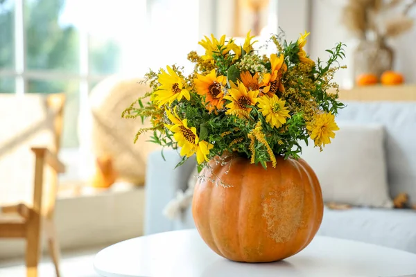 Pumpkin Autumn Bouquet Table Living Room Closeup — Stock Photo, Image
