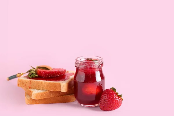 Tasty Toasts Sweet Strawberry Jam Pink Background — Stock Photo, Image