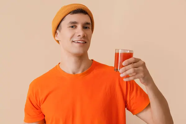 Young Man Glass Juice Beige Background Closeup — Stock Photo, Image