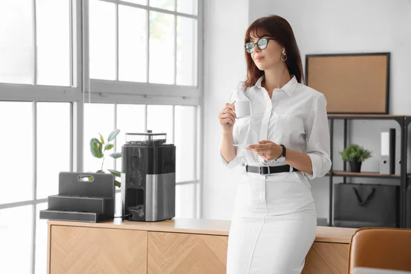 Beautiful Businesswoman Cup Coffee Office — Stock Photo, Image