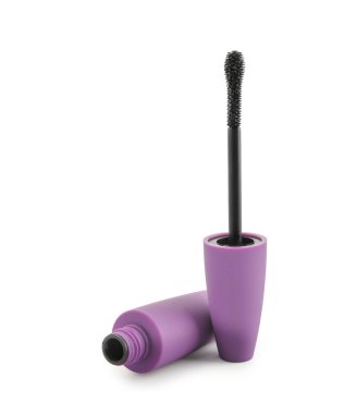 Beyaz arkaplanda izole edilmiş açık mor rimel