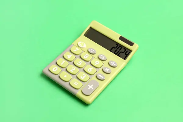 Calculator Number 2024 Green Background — Stock Photo, Image