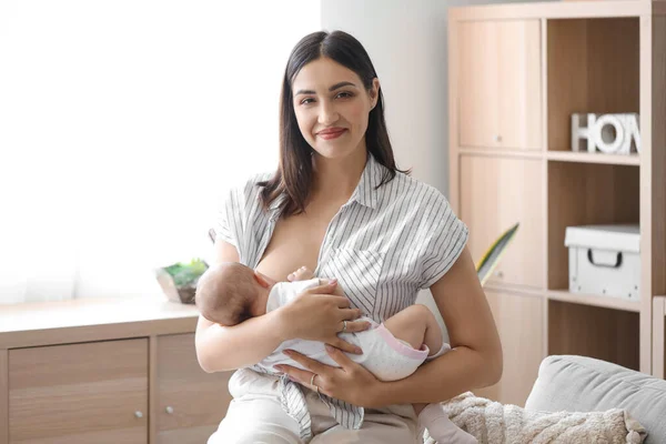 Young Woman Breastfeeding Her Baby Home — Stock Photo, Image