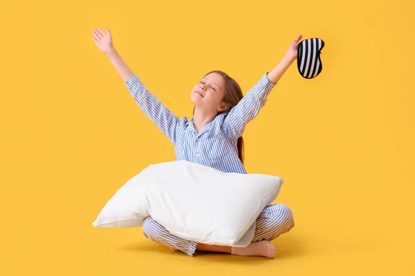 Little Girl Pillow Sleep Mask Yellow Background — Stock Photo, Image