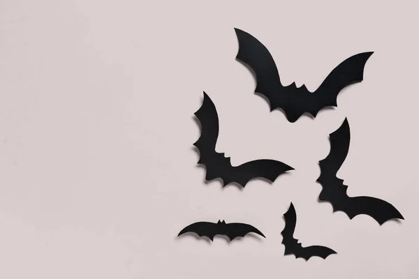 Papierowe Nietoperze Imprezę Halloween Szarym Tle — Zdjęcie stockowe