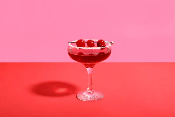 Glass Cosmopolitan Cocktail Cherries Colorful Background — Stock Photo, Image