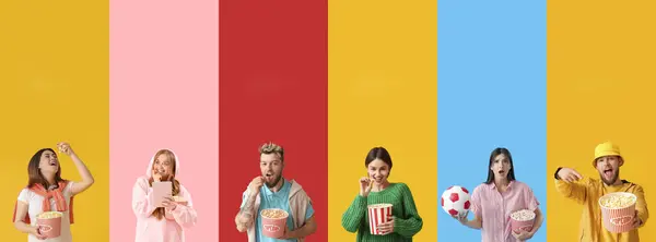 Collage Ungdomar Med Hinkar Popcorn Färg Bakgrund — Stockfoto