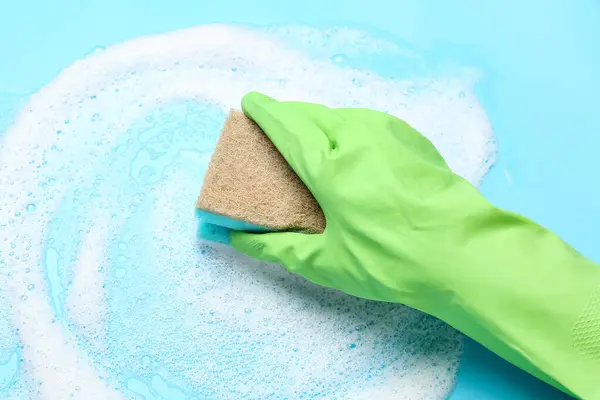 Woman Sponge Foam Cleaning Blue Background — Stock Photo, Image