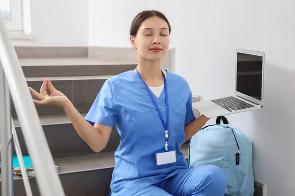 Asian Medical Intern Laptop Meditating Stairs University — Stock Photo, Image