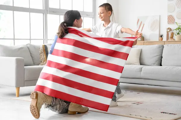 Female Soldier Usa Flag Her Little Son Home Stock Picture