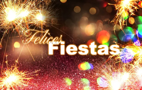 Parlak Havai Fişekli Felices Fiestas Yazılı Güzel Tebrik Kartı — Stok fotoğraf