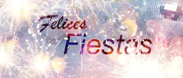 Parlayan Işıkları Olan Felices Fiestas Yazılı Güzel Tebrik Kartı — Stok fotoğraf