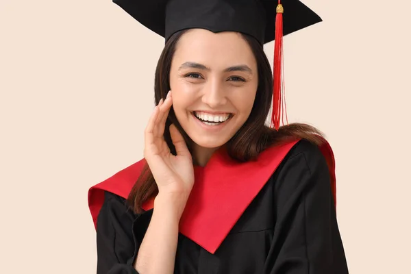 Estudante Pós Graduação Feliz Salão Close — Fotografia de Stock