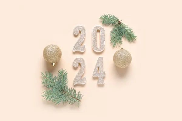Figure 2024 Christmas Tree Branches Balls Beige Background — Stock Photo, Image