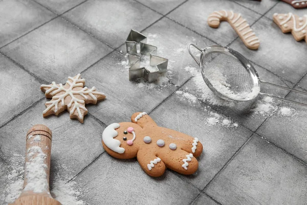 Composition Christmas Cookies Kitchen Utensils Grunge Tile Background — Stock Photo, Image