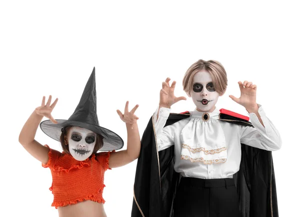 Cadılar Bayramı Için Giyinmiş Küçük Çocuklar Beyaz Arka Planda — Stok fotoğraf