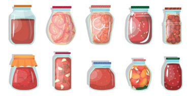 Beyaz arkaplanda konserve domates seti