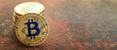 Grunge arkaplan üzerinde metin için alanı olan bitcoin yığını