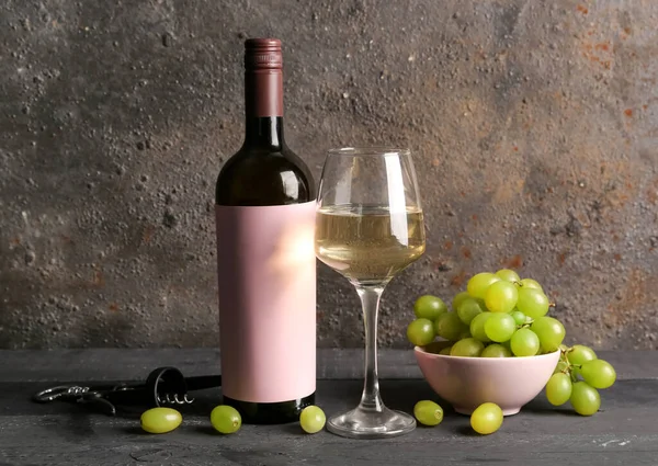 Glass Bottle Tasty Wine Blank Label Black Wooden Table — Stock Photo, Image
