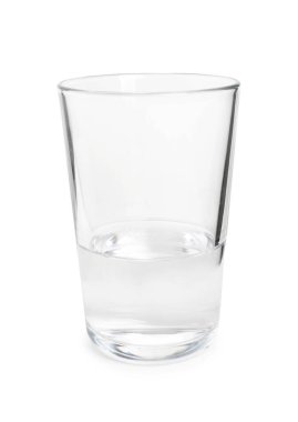 Beyaz arka plan üzerinde temiz su