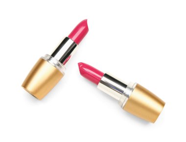 Beyaz arkaplanda güzel kırmızı rujlar