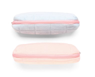 Beyaz arkaplanda kalem kutuları