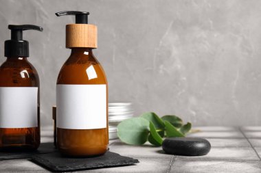 Masada şampuan ve spa taşı şişeleri