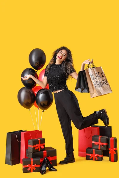 Beautiful African American Woman Shopping Bags Gift Boxes Balloons New — Stock Photo, Image