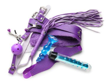 Beyaz arka planda mor ve mavi seks oyuncakları