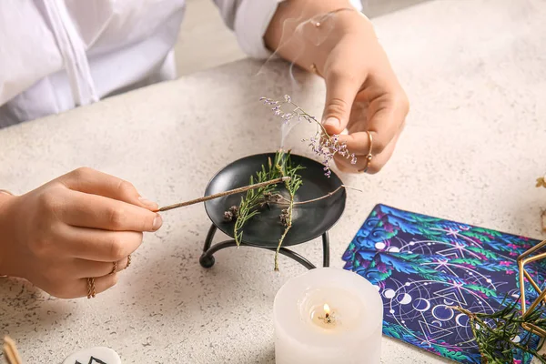 Witch Burning Herbs Grunge Table Closeup — Stock Photo, Image