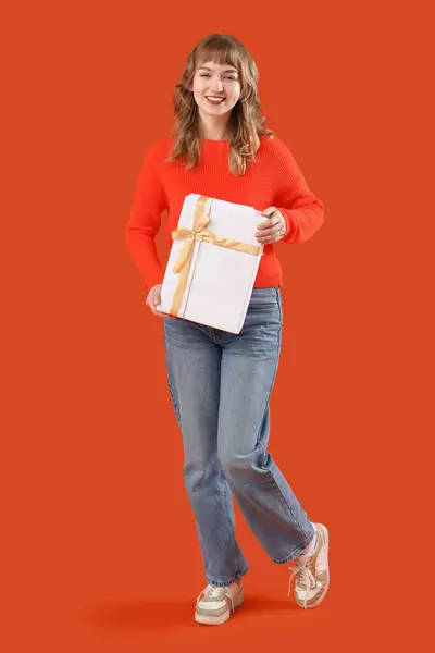 Beautiful Young Woman Gift Box Orange Background — Stock Photo, Image
