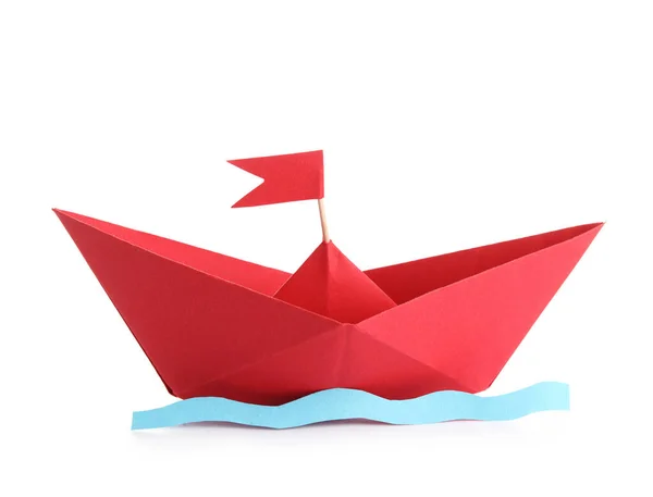 Barco Origami Vermelho Com Bandeira Onda Fundo Branco — Fotografia de Stock