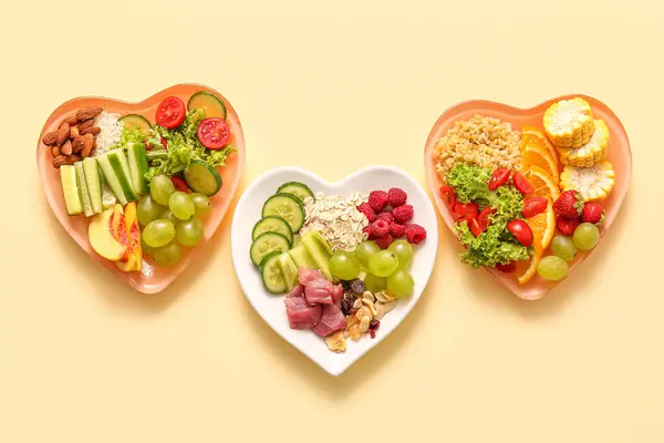 Plattor Med Färska Hälsosamma Produkter Beige Bakgrund Diet Koncept Royaltyfria Stockbilder
