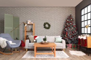 Noel dekorlu modern yaşamın iç mimarisi.