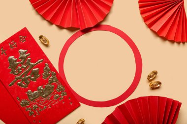 Zarflı kağıt daire çerçeve ve ışık arka planında oryantal semboller. Yeni yıl kutlaması